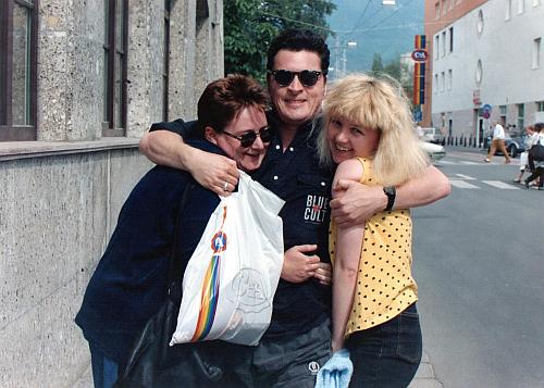 Golden Earring singer with fans June 12, 1991 in Salzburg (Austria)